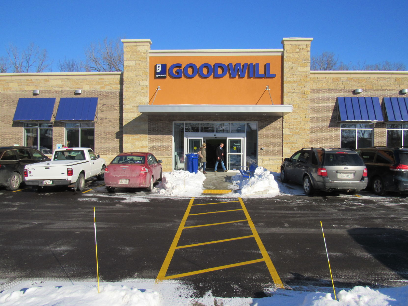 022419-wsj-biz-on-retail2